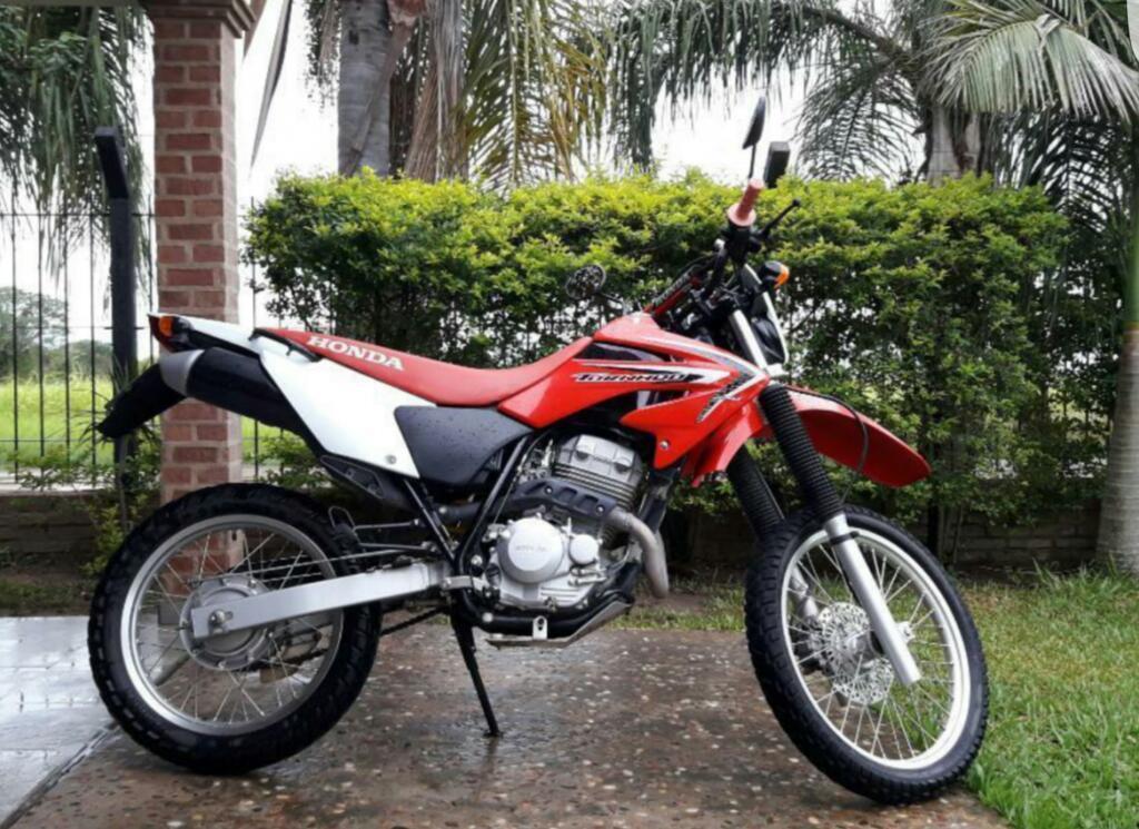 Honda Tornado 2015negociable