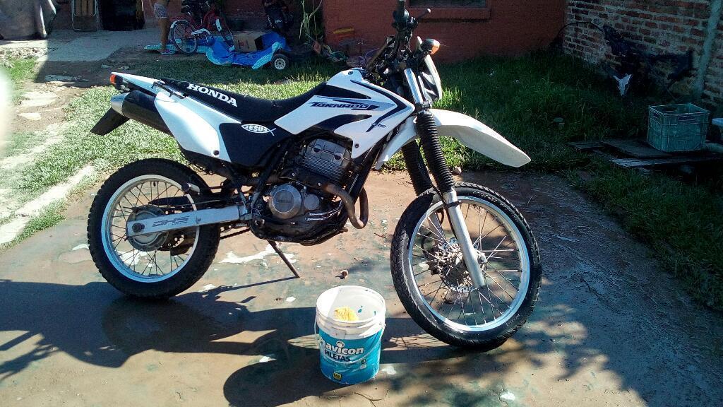 Vendo Honda Tornado