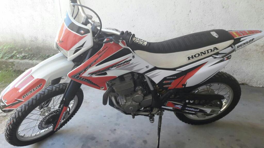 Vendo Honda Tornado