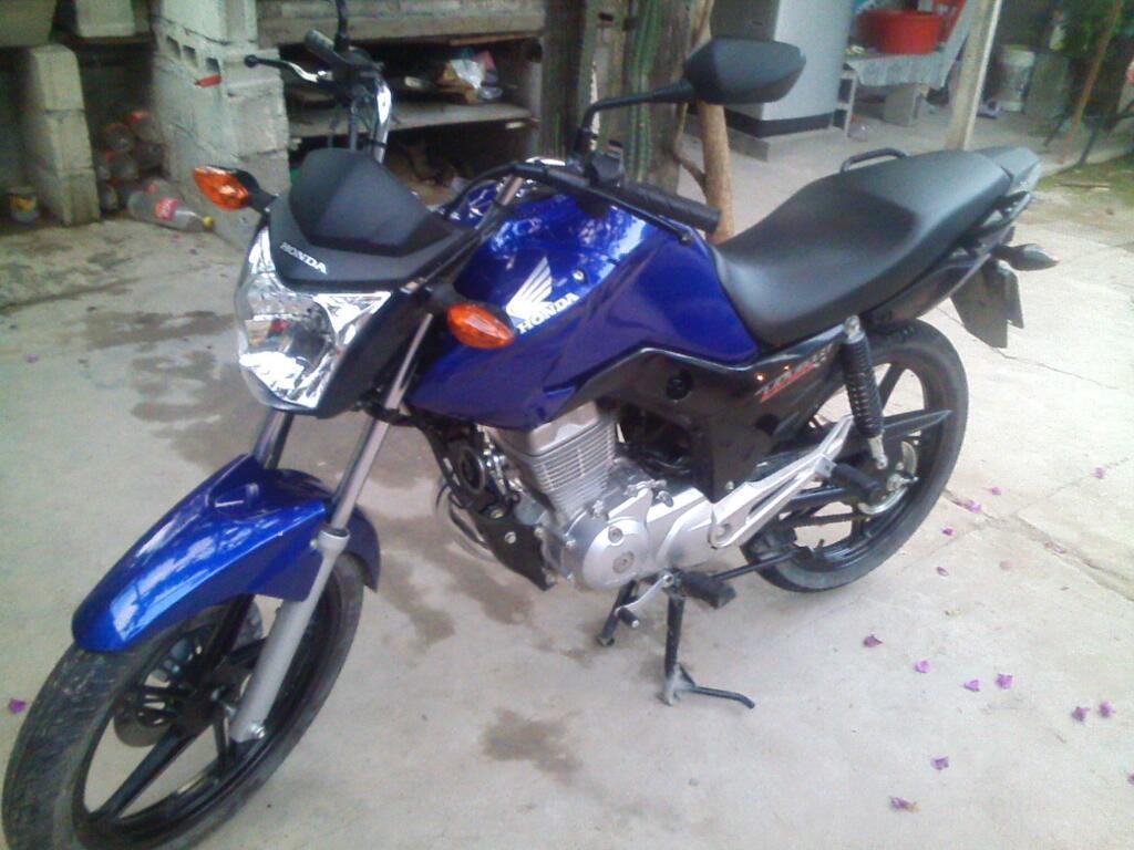 Vendo Honda Titan 150cc 6.000 Kilometro