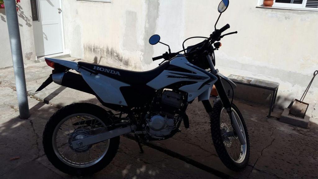 VENDO HONDA TORNADO