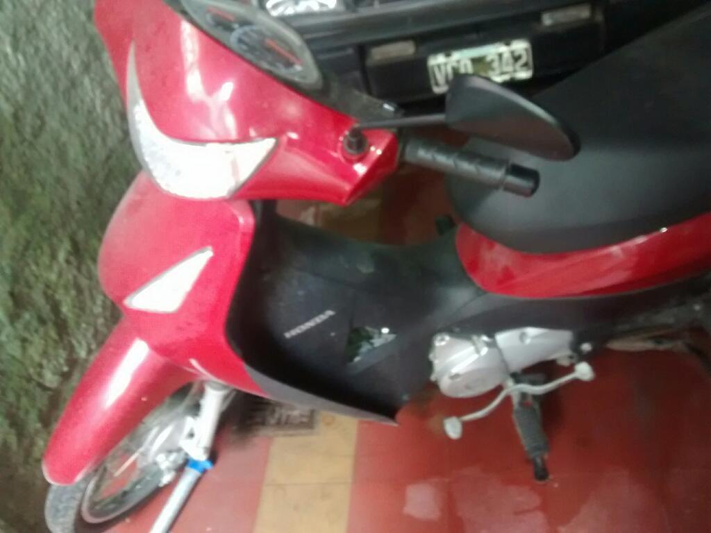 Honda Biz 125.modelo 2015.km800o