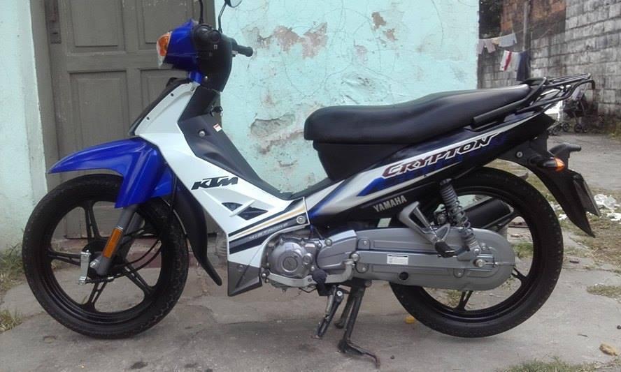 YAMAHA NEW CRYPTON MODELO DE DICIEMBRE DEL 2015 IMPECABLE CON APENAS 4 MIL KILOMETROS EXCELENTE ESTADO