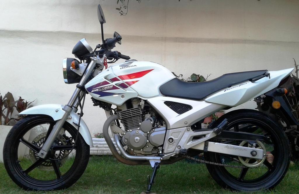 Honda Twister CBX 250. Excelente estado