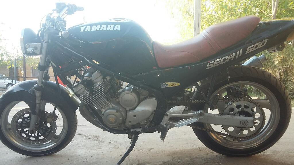 Yamaha 600