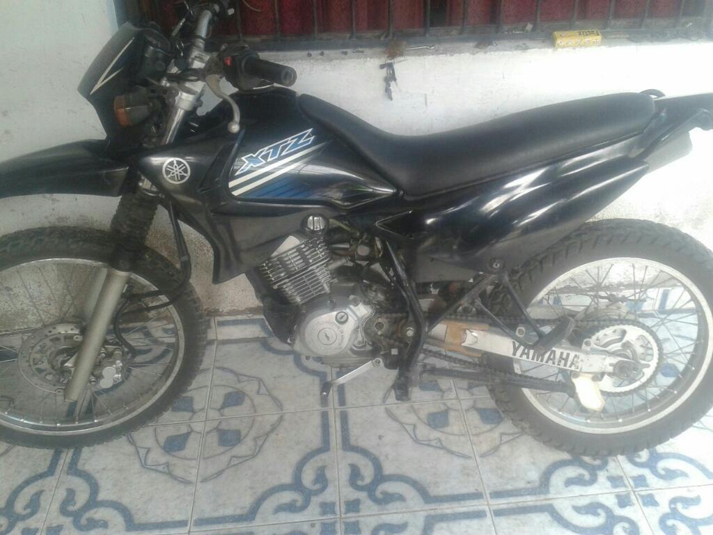 Vendo o permuto moto xtz125 mod. 2008