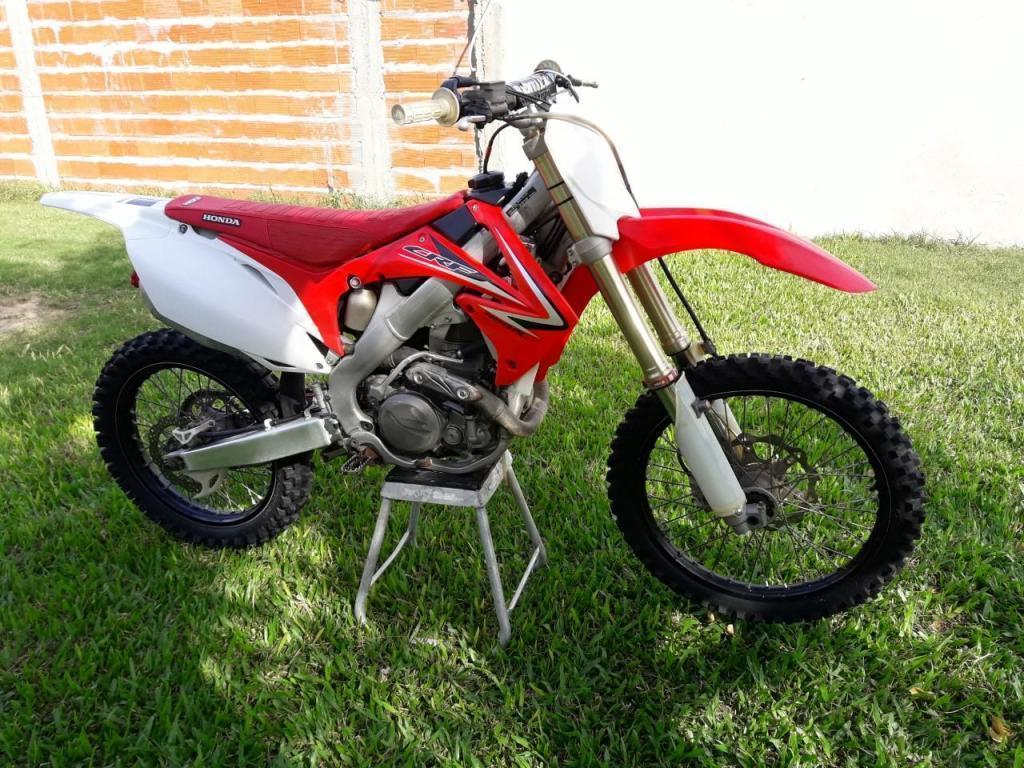 VENDO PERMUTO CRF450 AÑO 2010