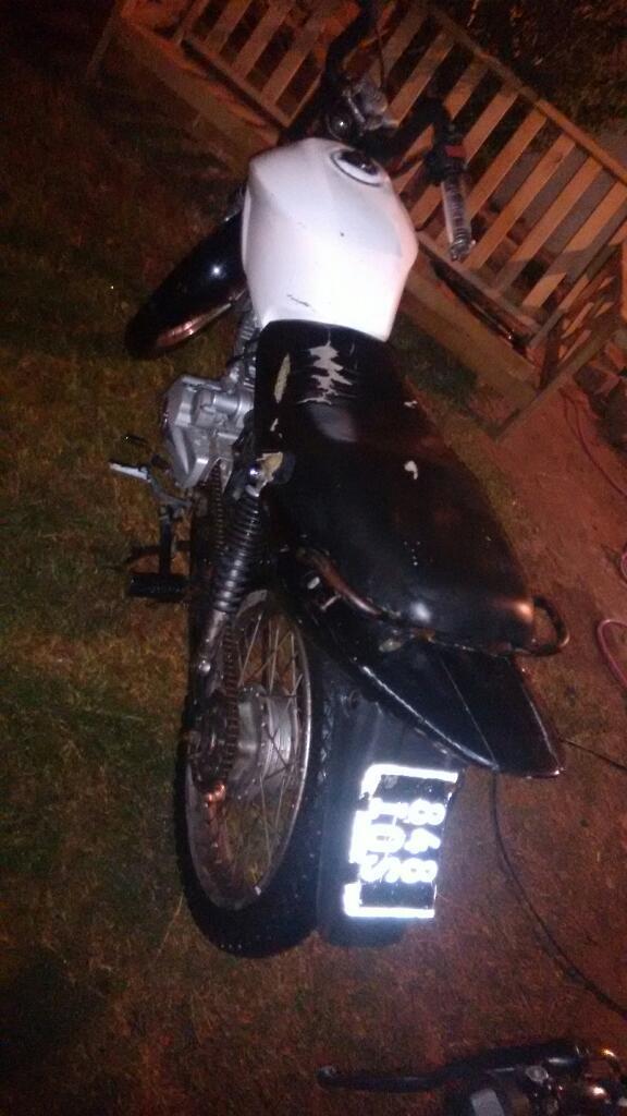 Vendo O Permuto Motomel Cg 150 con