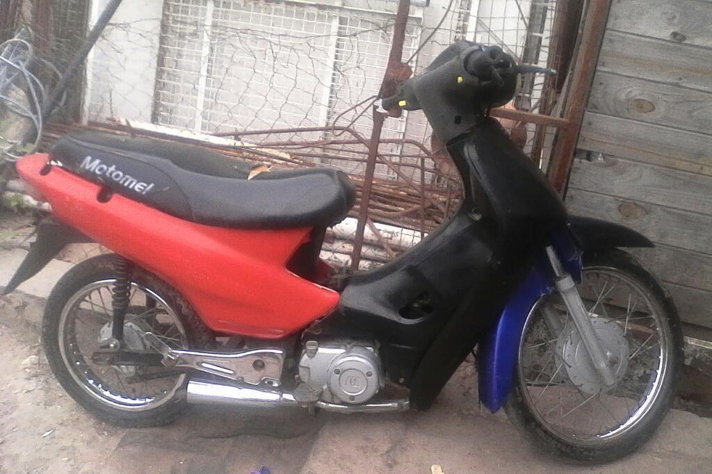 Se Vende Moto Anda Re Bien