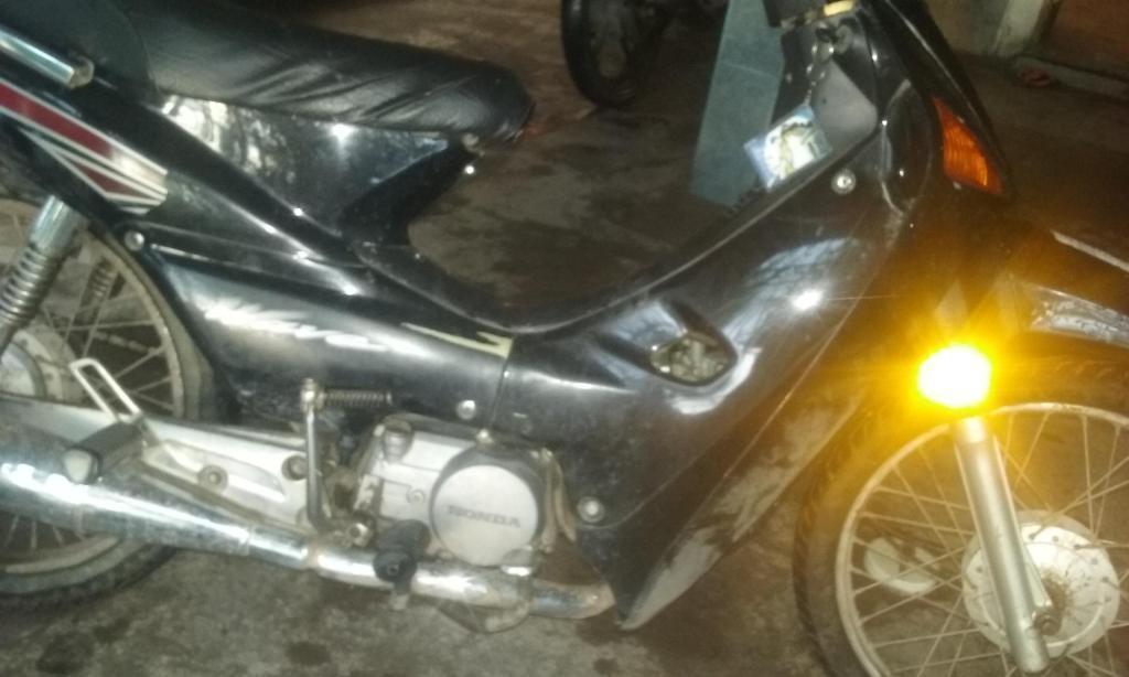 Vendo Honda Wave Modelo 2012 Unica Dueña