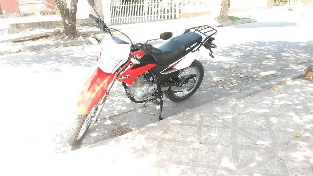 Vdo. Xr 150 $ 43000 C/ 1580 Kmetros Gtia