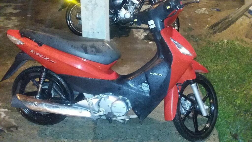 Vendo Biz 125 Modelo 2016