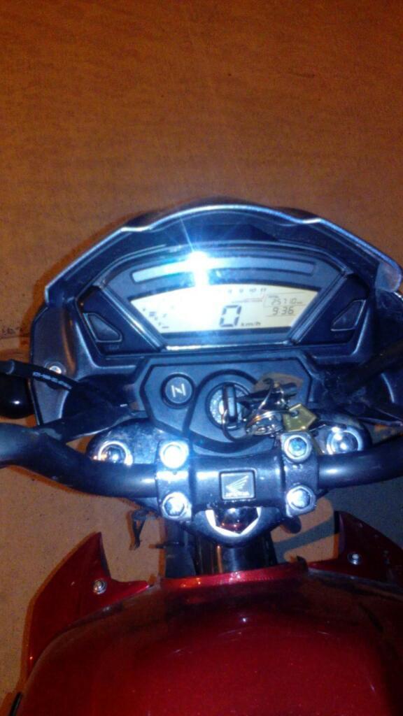 Vendo Moto Invicta 2015