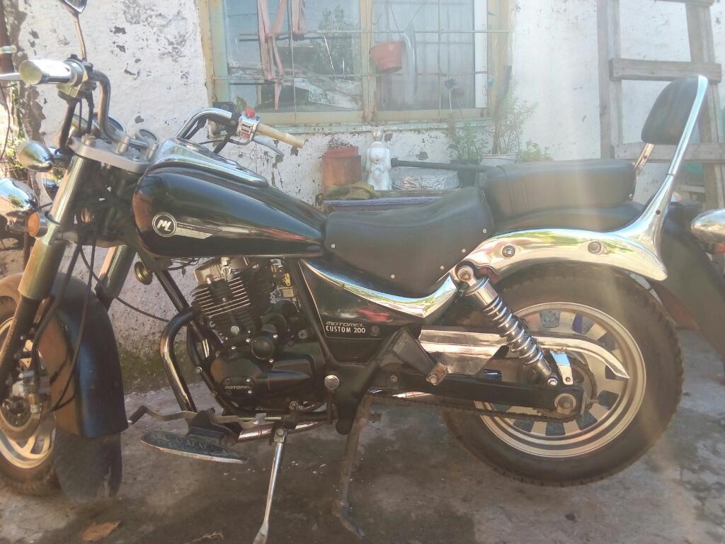 Motomel Custom 200