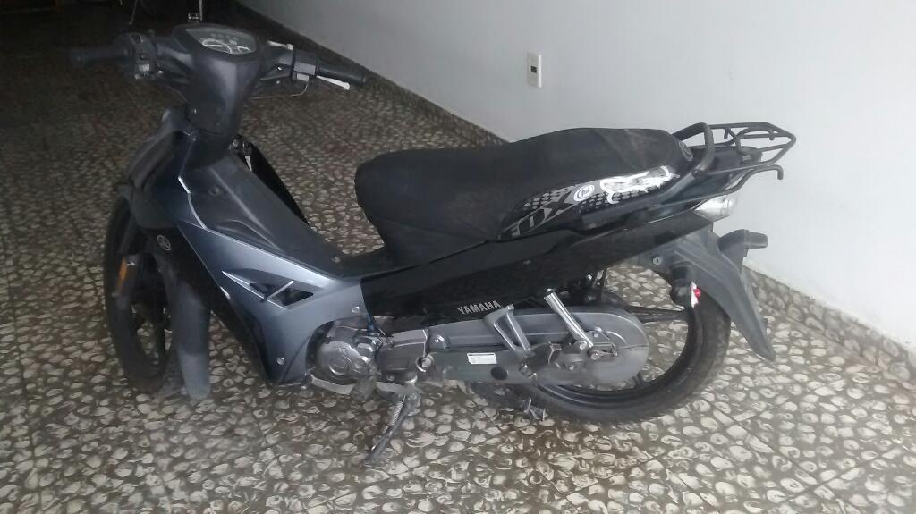 Moto Yamaha Cripton 2010