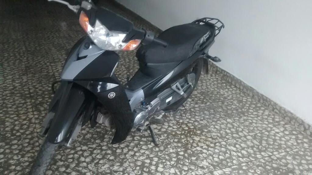 Moto Yamaha Cripton 2010