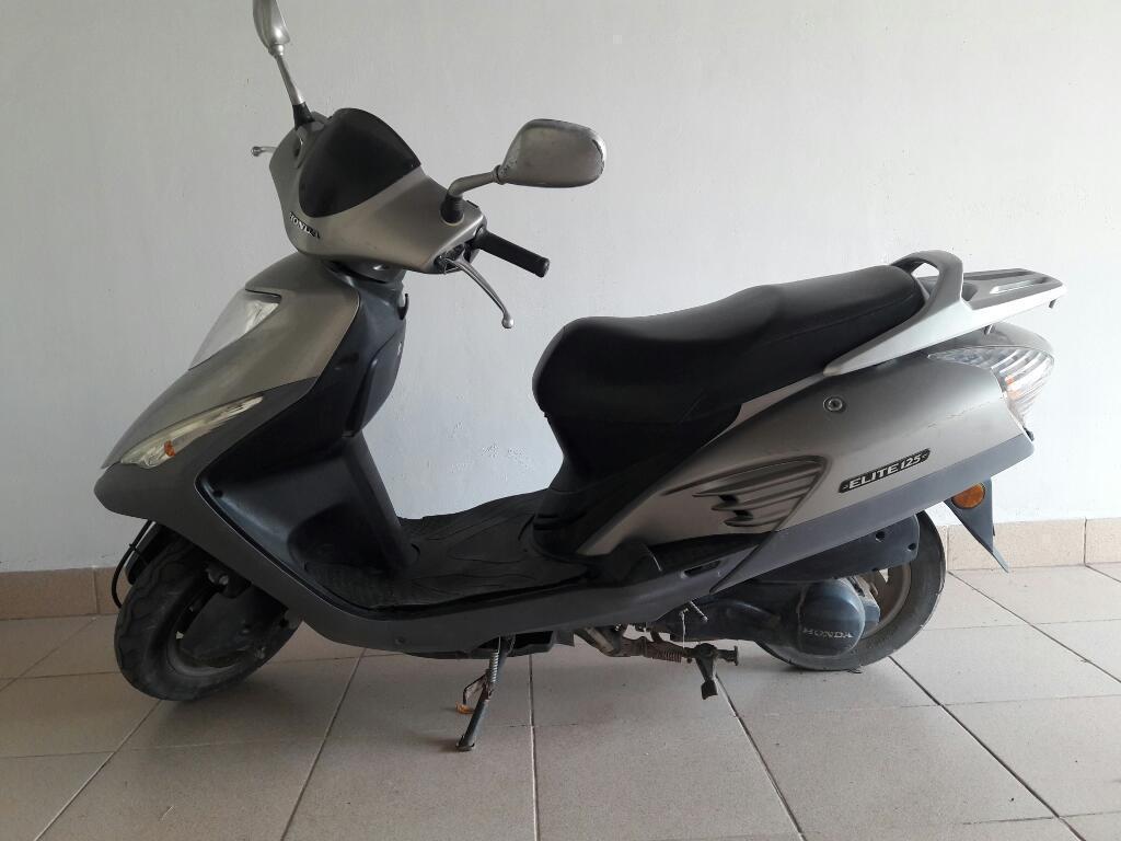 Vendo Scooter Honda Elite 125