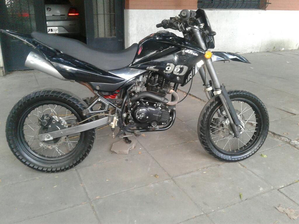 Motomel Motard 200