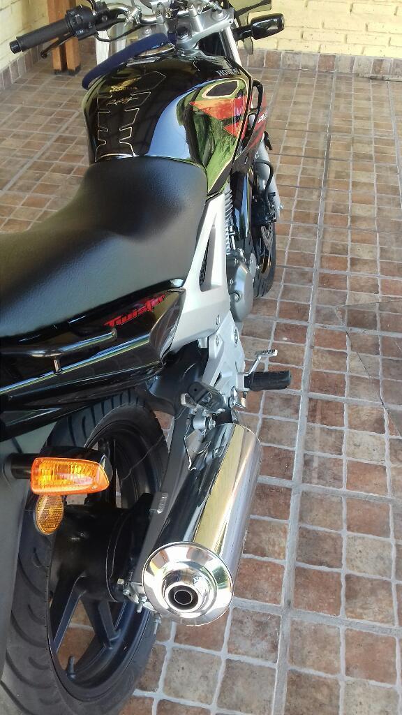 Vendo Honda Twister 250 Modelo 2013