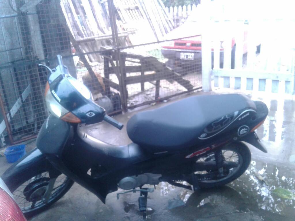 Urgente Vendo Honda Biz