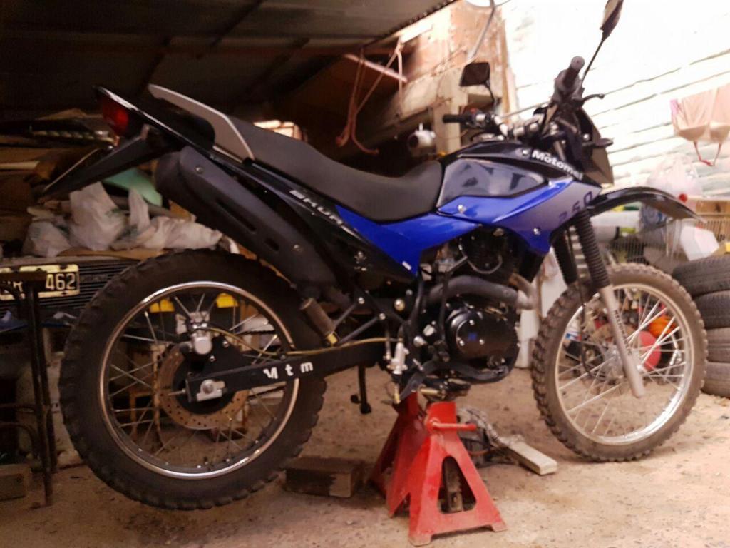 Vendo Motomel Skua 250 año 2016. Todo en regla. Titular. No permuto