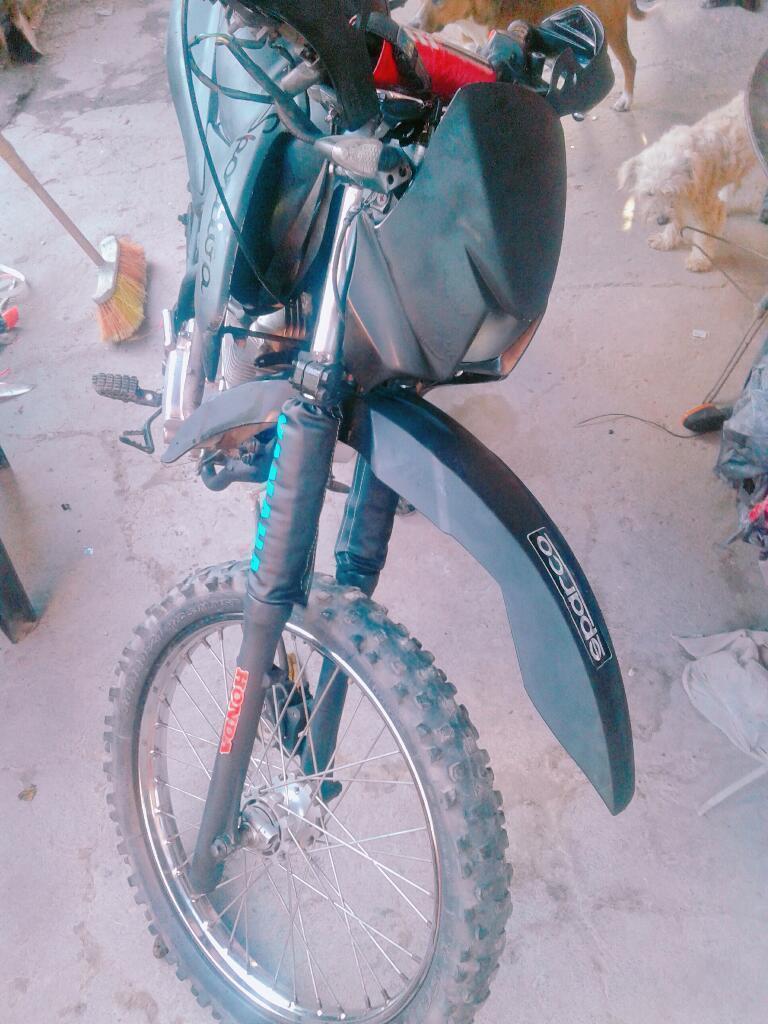 Vendo O Permuto Skua 150