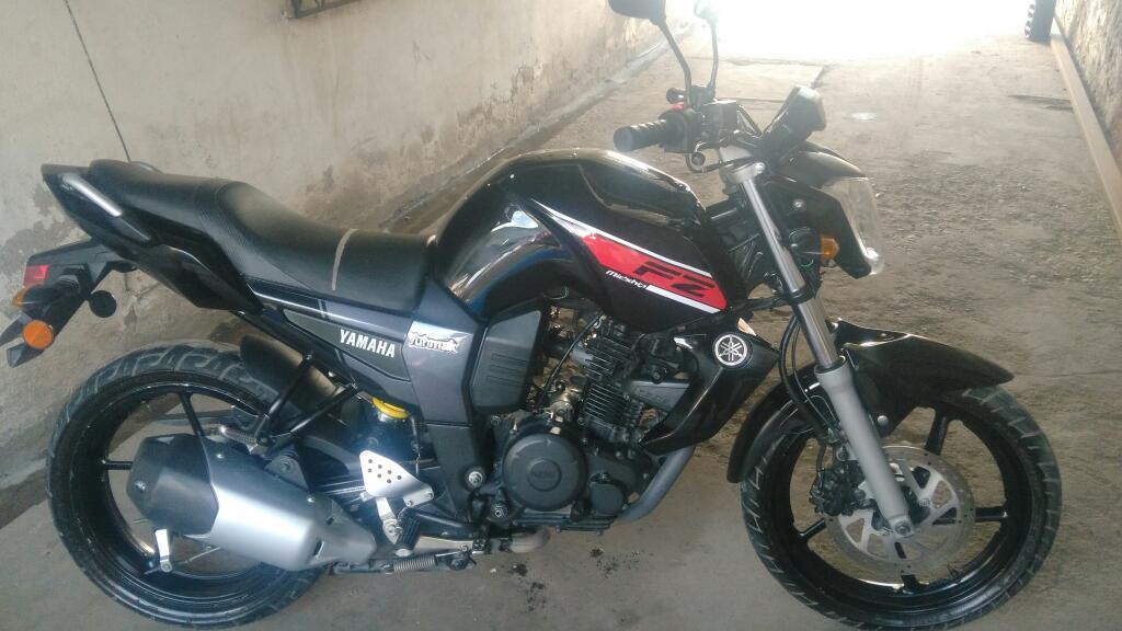 Vendo Fz Modelo 2012 con 24.500 La Moto Esta Hermosa