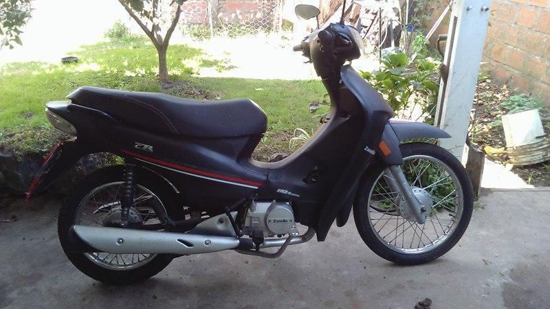 vendo moto 110