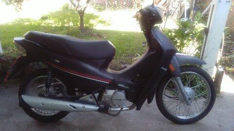 vendo moto 110