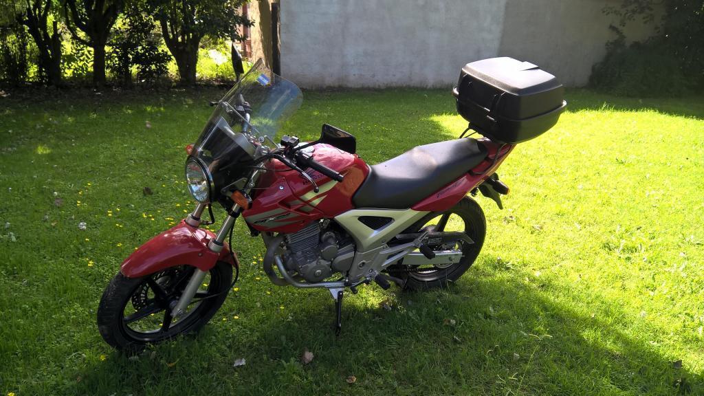 HONDA TWISTER 250cc 1er DUEÑO. TITULAR. PAPELES AL DIA. VTV