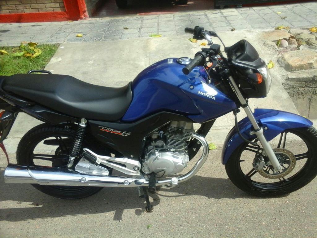 Vendo Honda Titan Exelente Estado