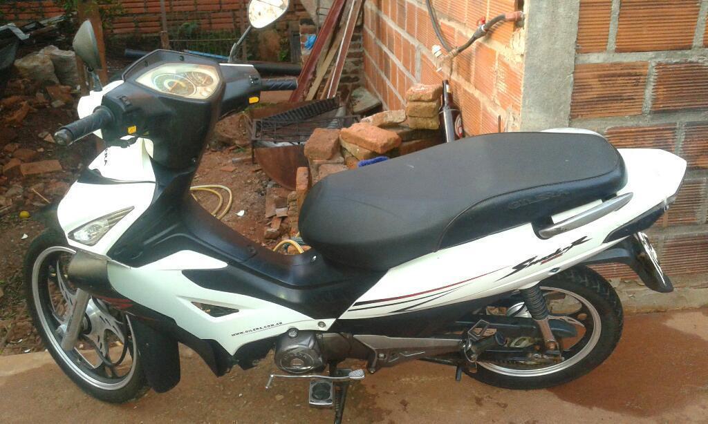 Hermosa Moto 125 Aprobecha