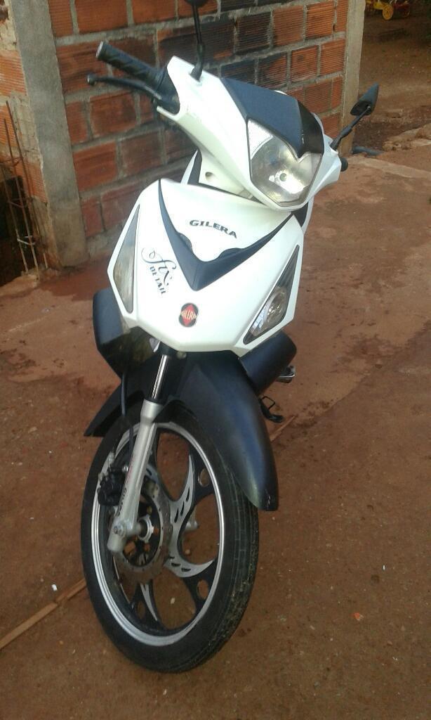 Hermosa Moto 125 Aprobecha