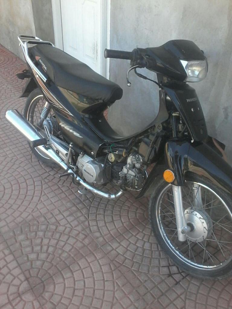 HONDA WAVE MODELO 2011 TODOS LOS PAPELES Y 08