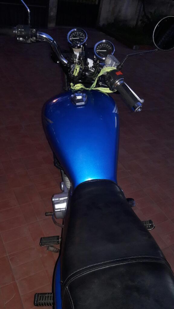 Vendo O Permuto Honda Nigthaw 250cc