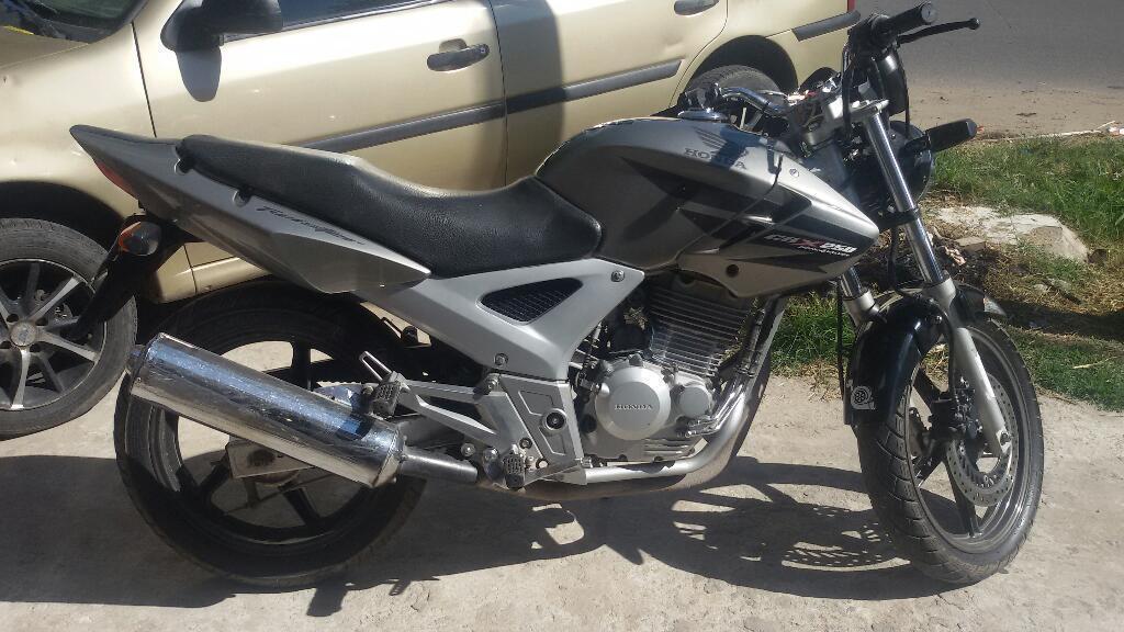 Vendo Honda Twister 250