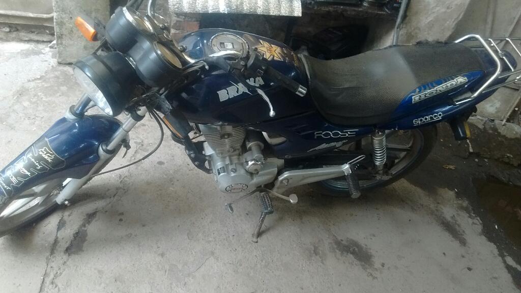 Vendo Moto Brava Modelo 2011