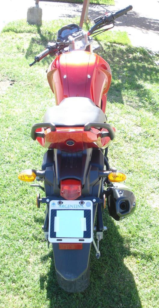 Liquido a oferta razonable fz 16 2014 con 2900kms