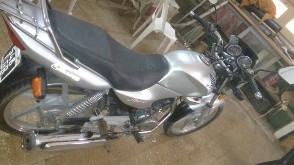 Vendo Moto Honda Storm