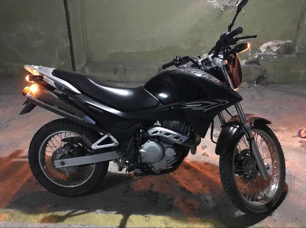 Vendo Honda Falcon 400 2014