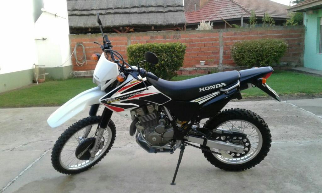 Vendo Honda Tornado 2013