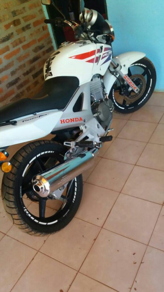 Vendo Honda Twister 250