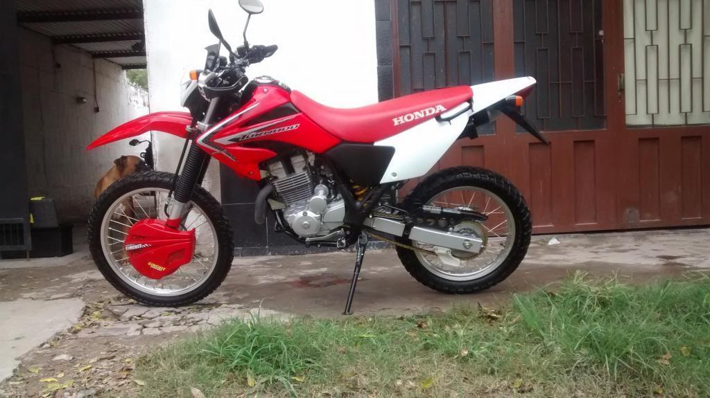 Honda Tornado 2015 IMPECABLE, SIN DETALLES!