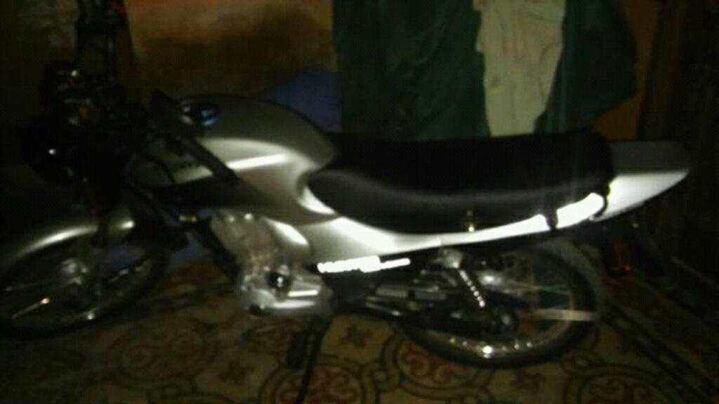 Moto Corven 150 Permuto X Algun Autito