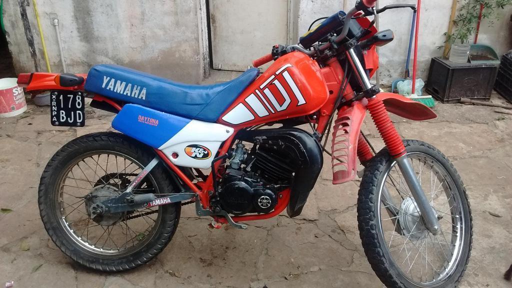 VENDO URGENTE YAMAHA DT 125