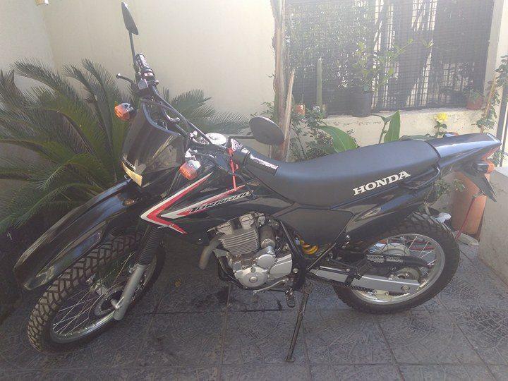 Vendo Honda Tornado XR250 2015