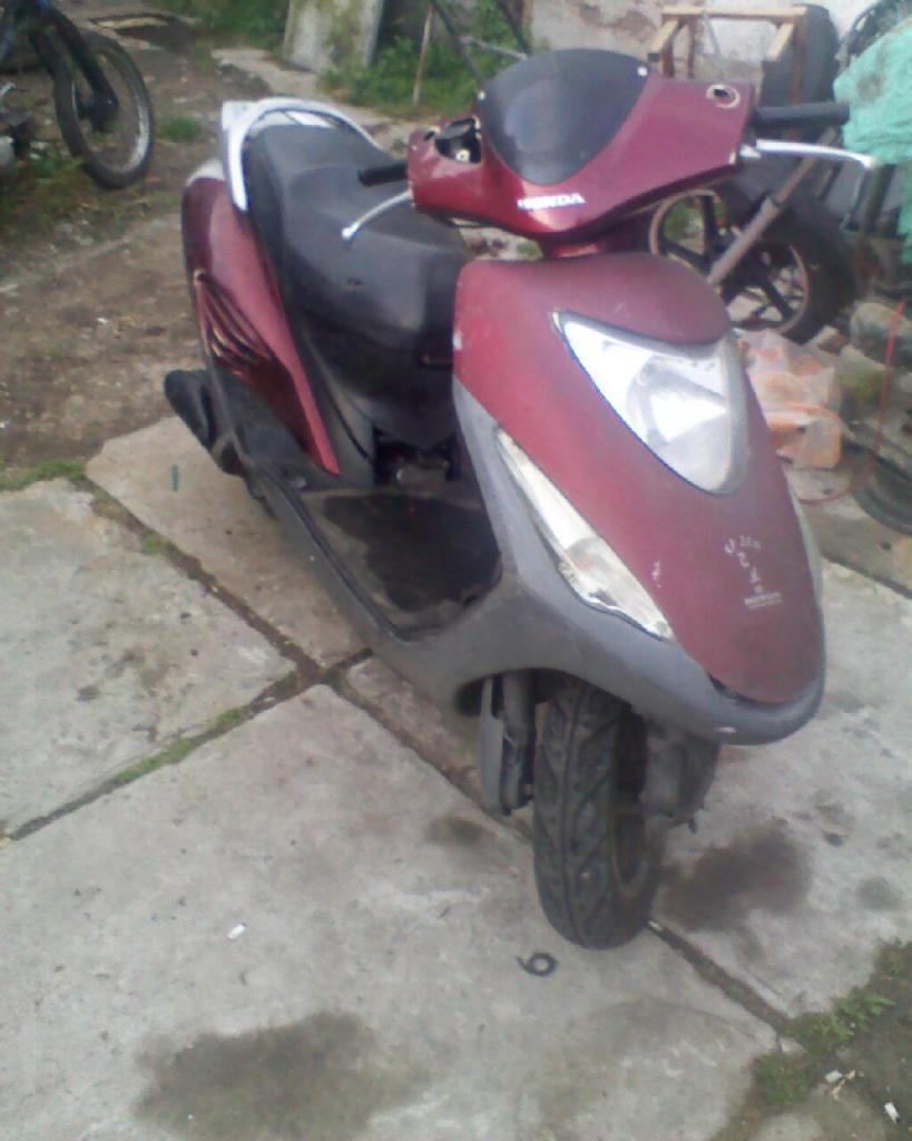 Honda elite 125