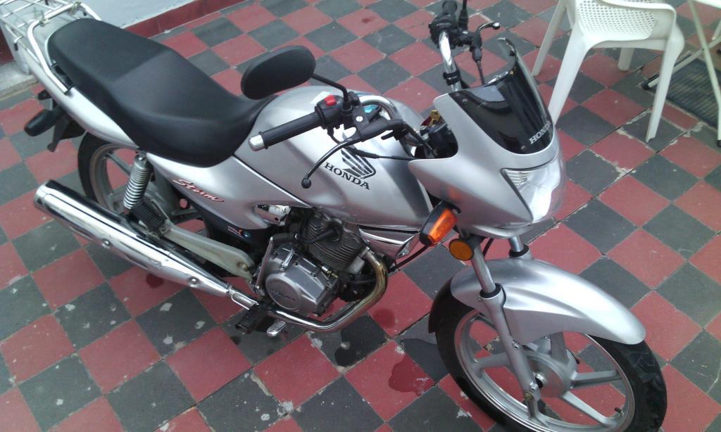 VENDO HONDA STORM MODELO 2008 EXELENTE ESTADO