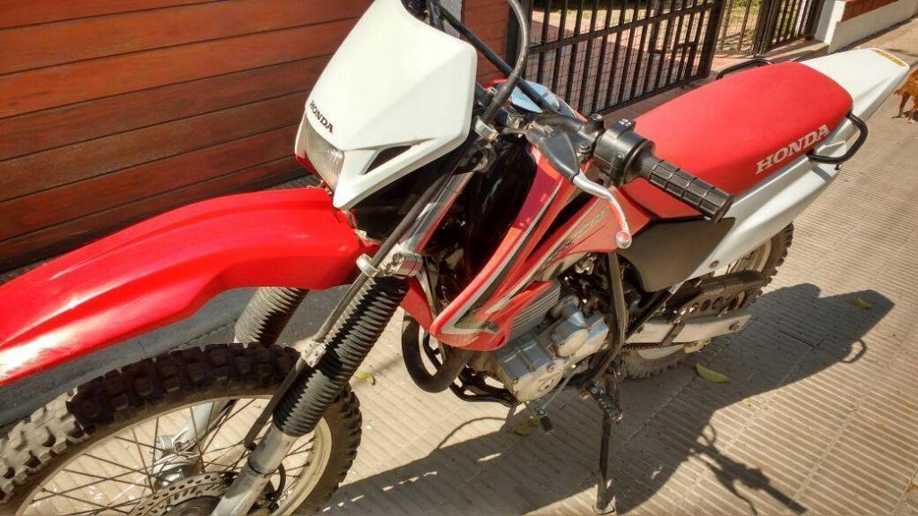 Vendo honda tornado