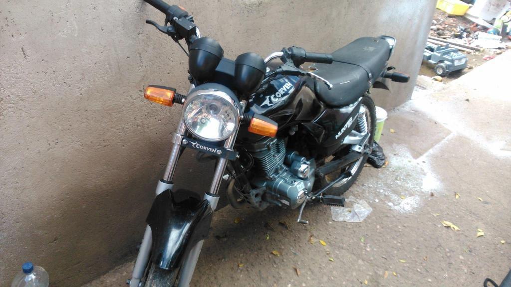 Vendo moto corven 150cc titular